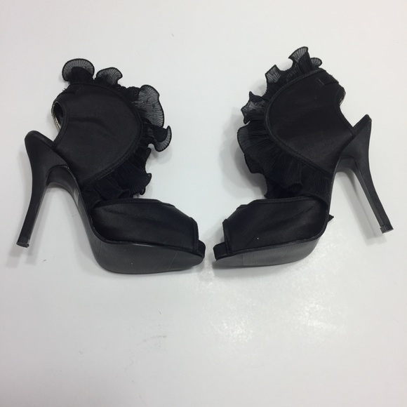 WILD ROSE Heels Stiletto Shoe 7 Black Ruffle Urban - Picture 2 of 8